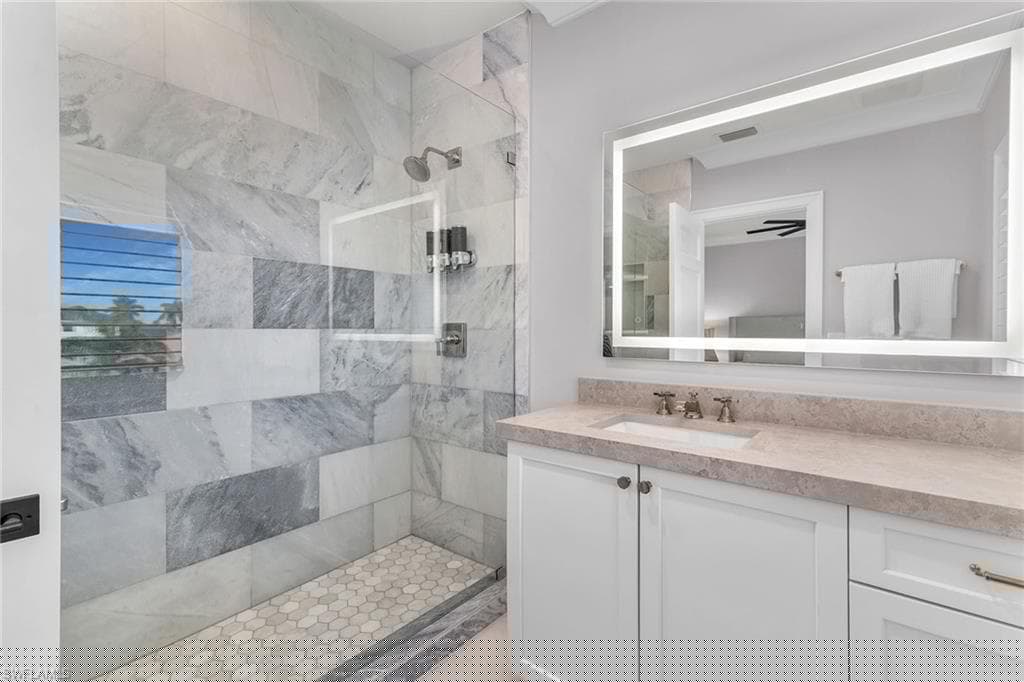 1631 Galleon Ct, Marco Island, FL 34145-17