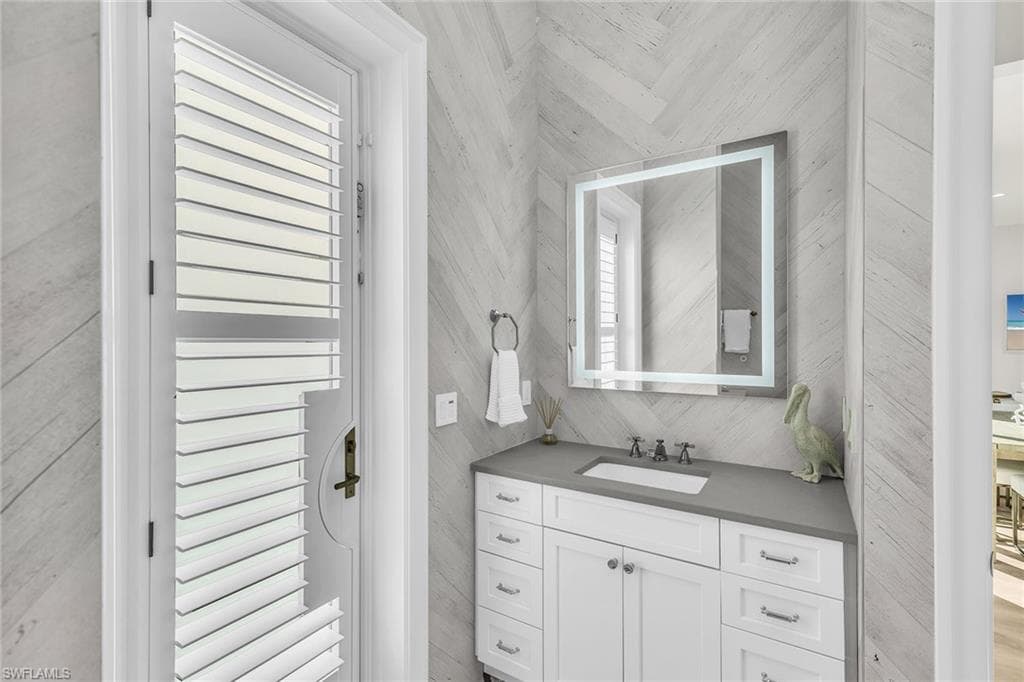 1631 Galleon Ct, Marco Island, FL 34145-24