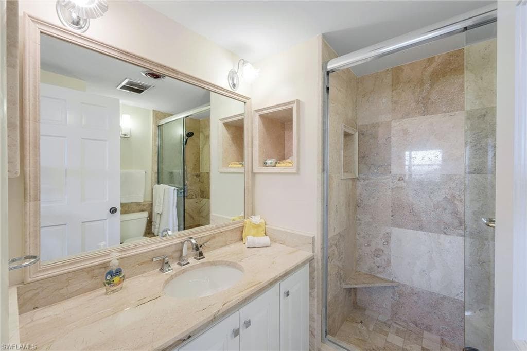 220 Seaview Ct Phc, Marco Island, FL 34145-23