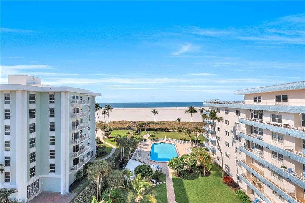 220 Seaview Ct Phc, Marco Island, FL 34145-2