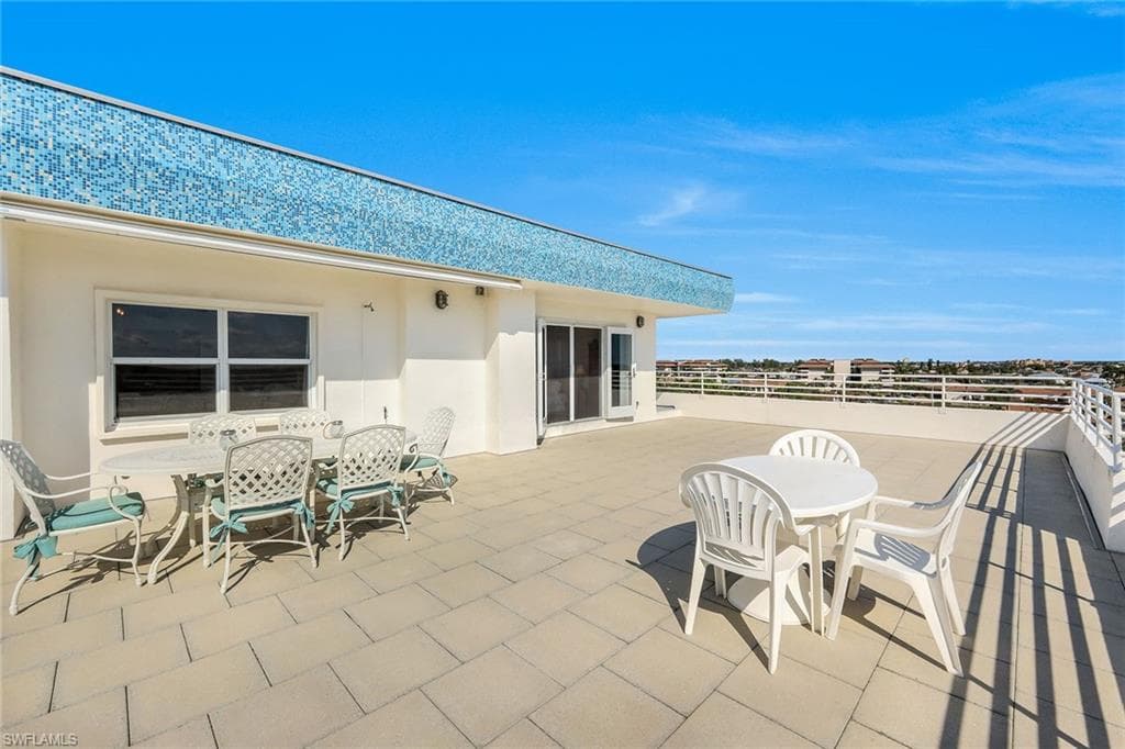 220 Seaview Ct Phc, Marco Island, FL 34145-31