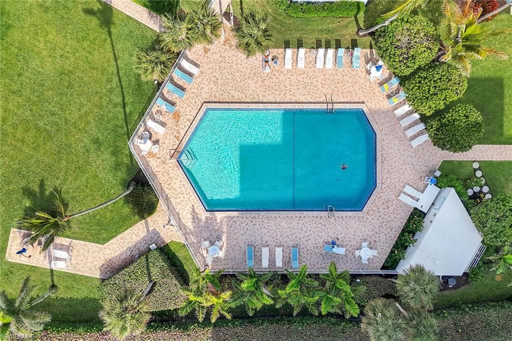 220 Seaview Ct Phc, Marco Island, FL 34145-45