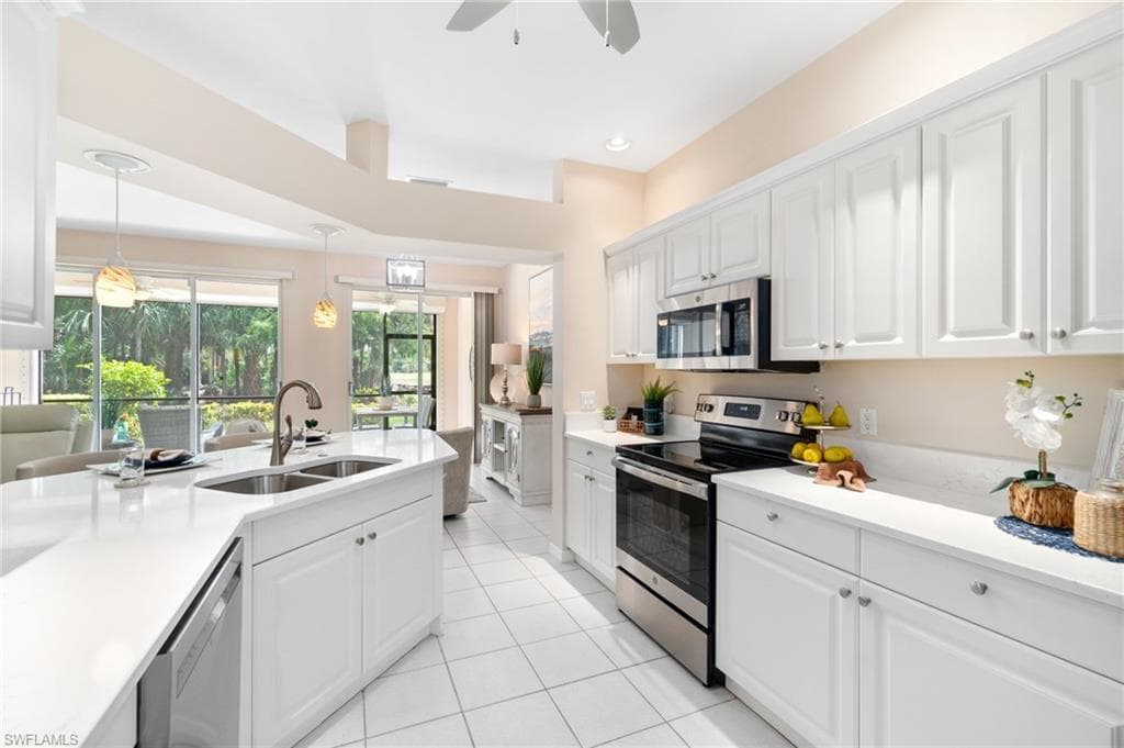 12613 Fox Ridge Dr 3102, Bonita Springs, FL 34105-8