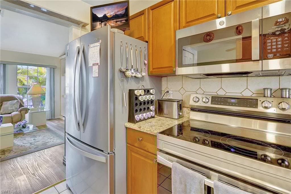 626 27th St, Cape Coral, FL 33914-10