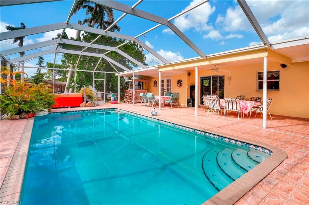 626 27th St, Cape Coral, FL 33914-24