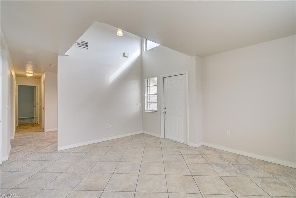 308 17th Pl, Cape Coral, FL 33990-13