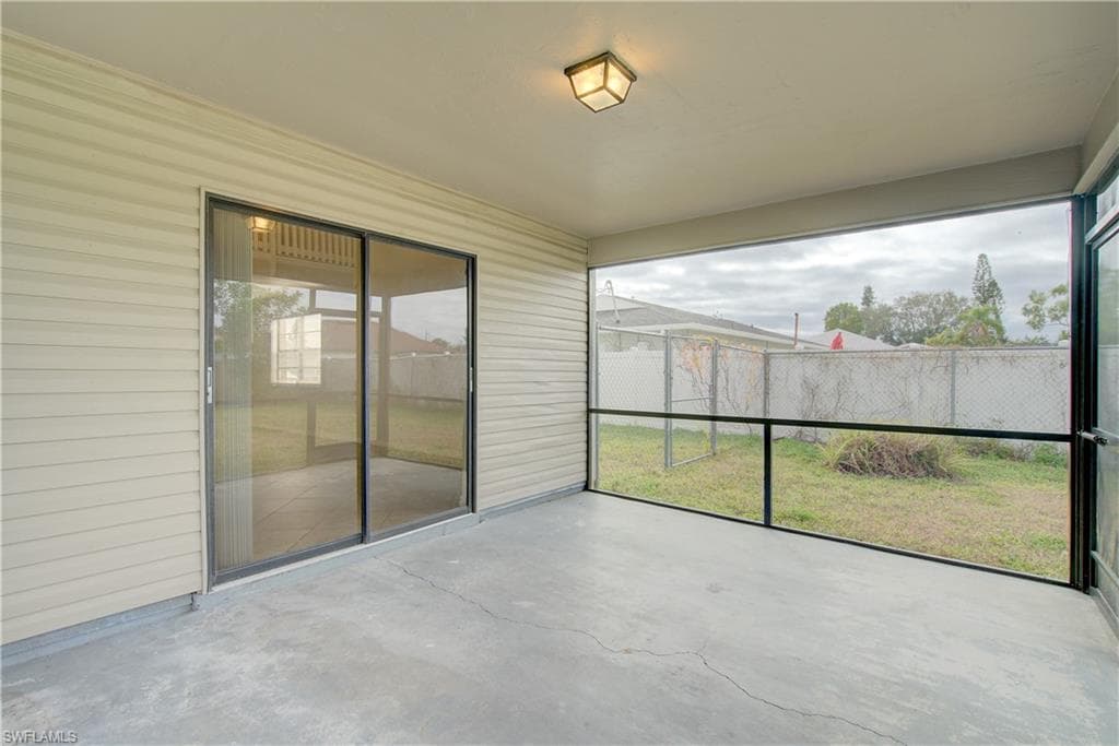 308 17th Pl, Cape Coral, FL 33990-40