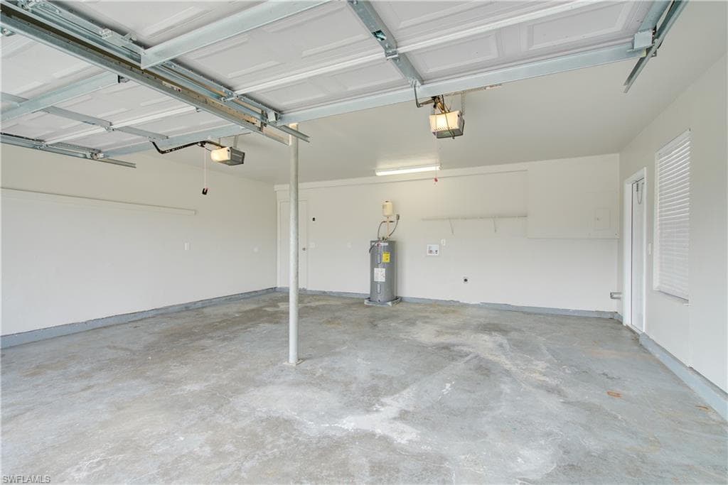 308 17th Pl, Cape Coral, FL 33990-42