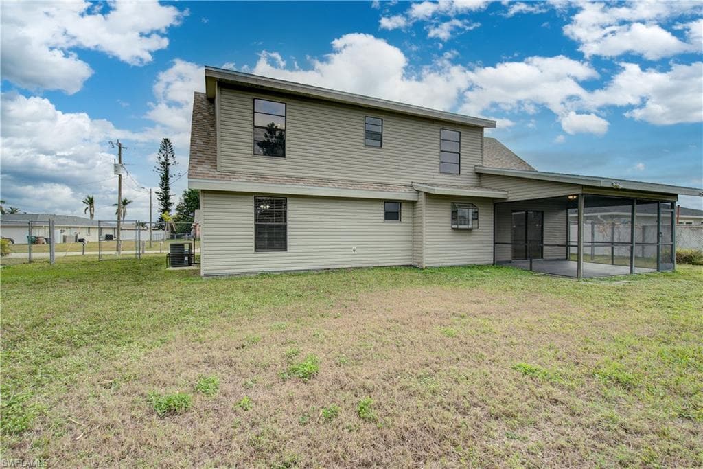 308 17th Pl, Cape Coral, FL 33990-44