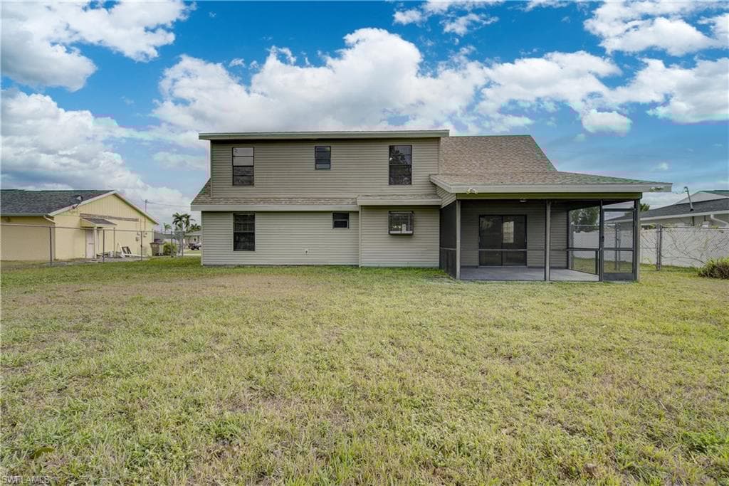 308 17th Pl, Cape Coral, FL 33990-45