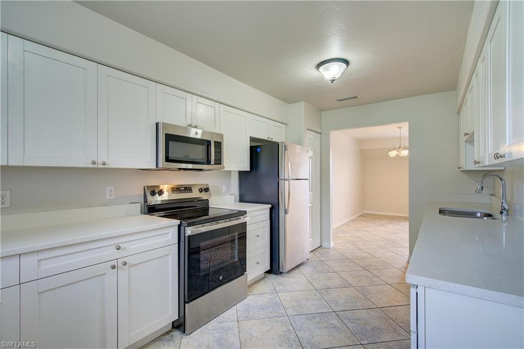 308 17th Pl, Cape Coral, FL 33990-7