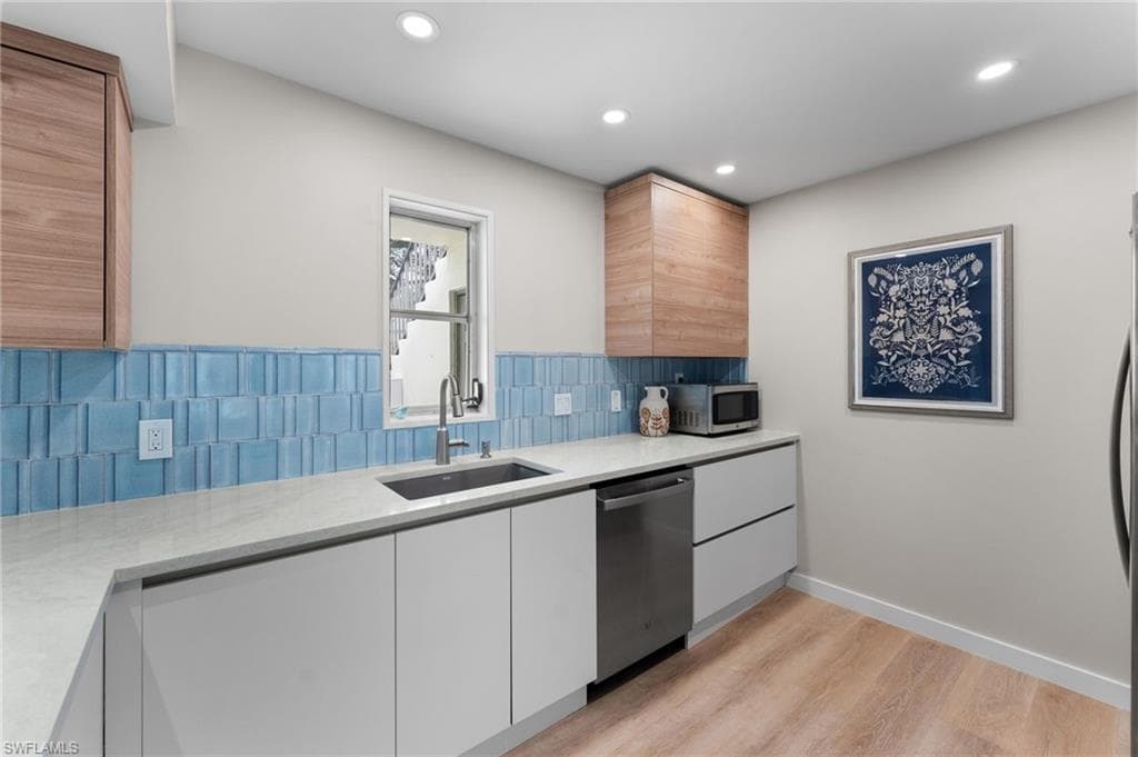 208 Bob O Link Way 208a, Naples, FL 34105-11