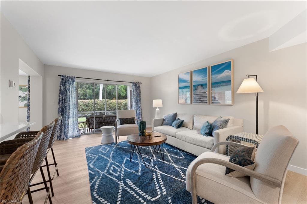 208 Bob O Link Way 208a, Naples, FL 34105-15