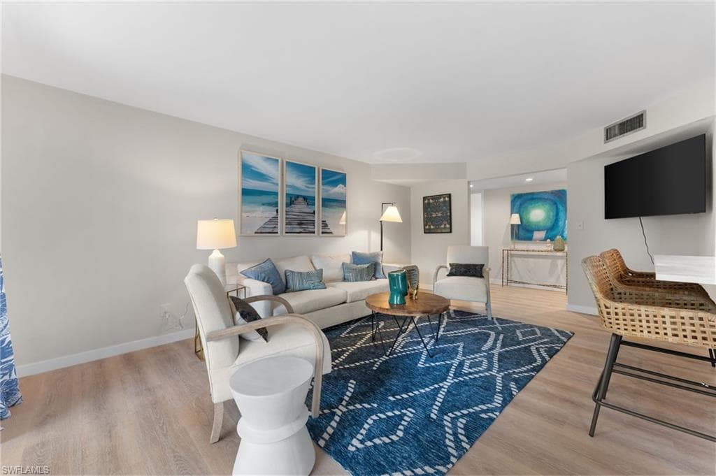 208 Bob O Link Way 208a, Naples, FL 34105-17