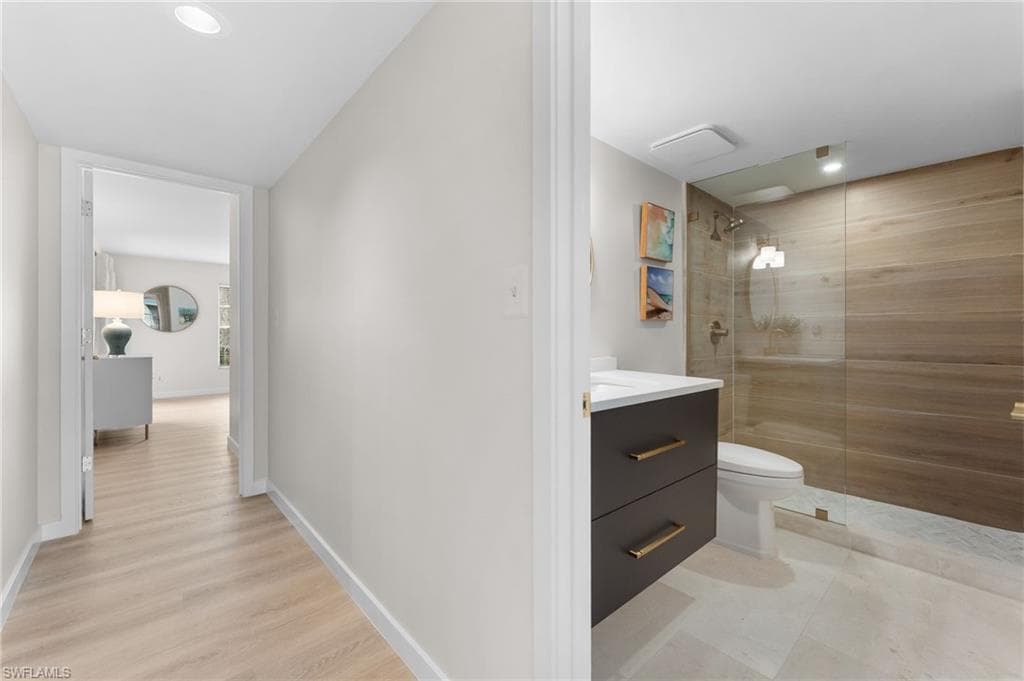 208 Bob O Link Way 208a, Naples, FL 34105-23