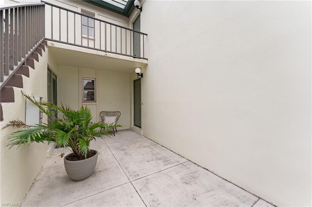 208 Bob O Link Way 208a, Naples, FL 34105-31