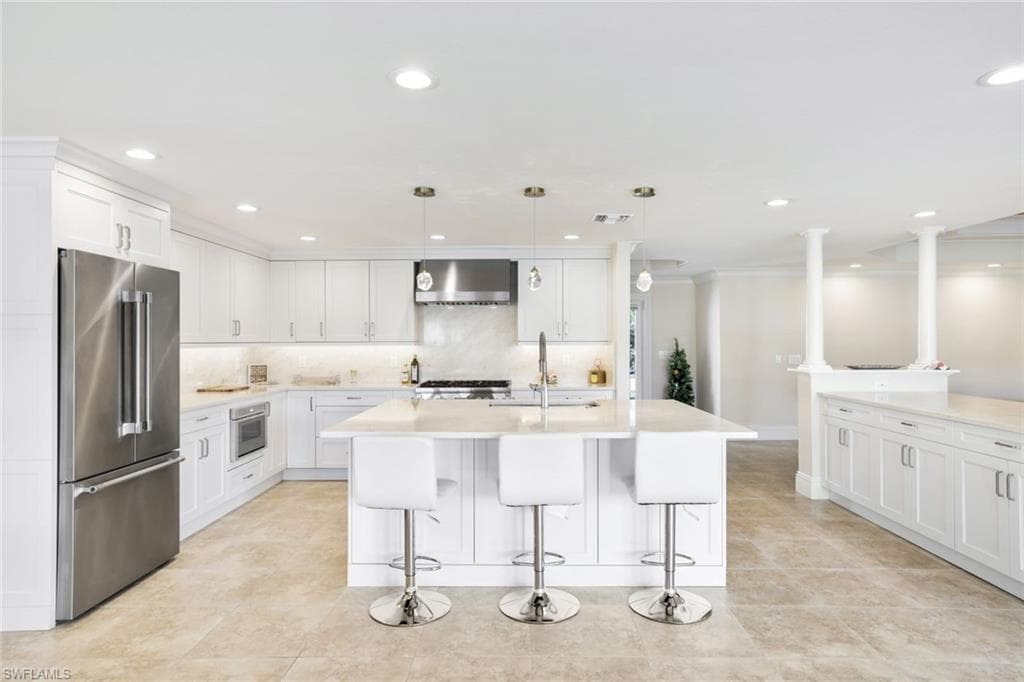 350 Bow Line Bend, Naples, FL 34103-11