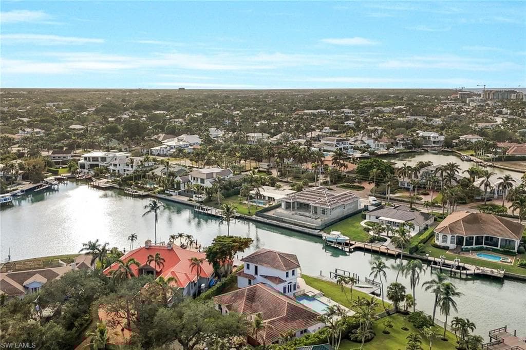 350 Bow Line Bend, Naples, FL 34103-20
