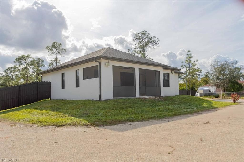 2451 10th Ave SE, Naples, FL 34117-9