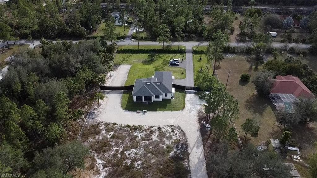 2451 10th Ave SE, Naples, FL 34117-32