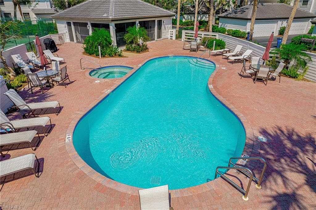 27101 Oakwood Lake Dr, Bonita Springs, FL 34134-37