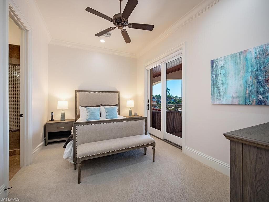 1940 6th St S, Naples, FL 34102-17