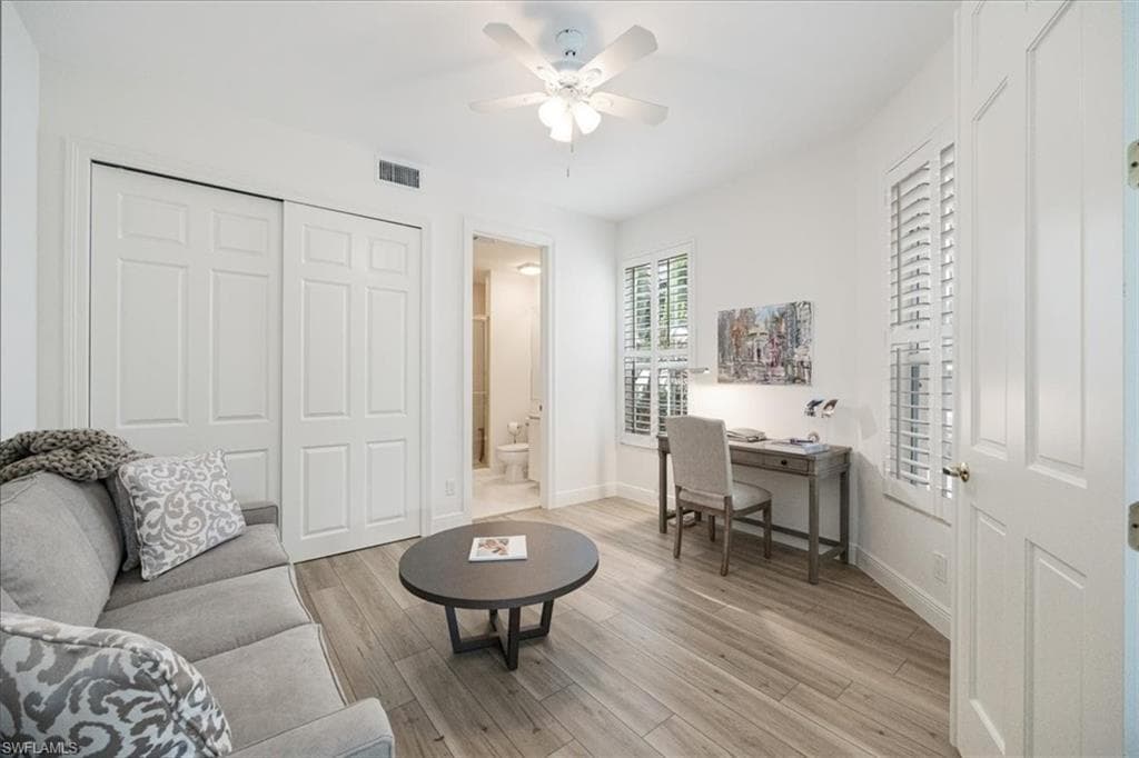 233 Colonade Cir 2205, Naples, FL 34103-19