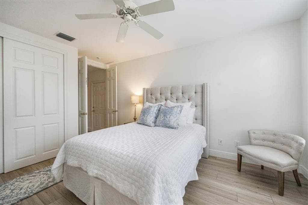 233 Colonade Cir 2205, Naples, FL 34103-21