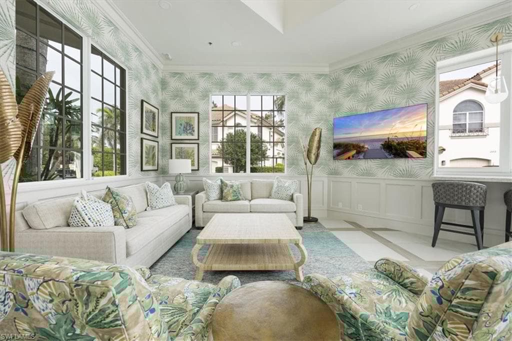 233 Colonade Cir 2205, Naples, FL 34103-30