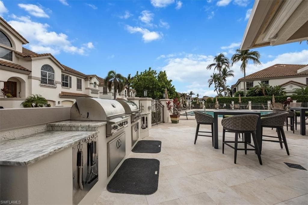 233 Colonade Cir 2205, Naples, FL 34103-36