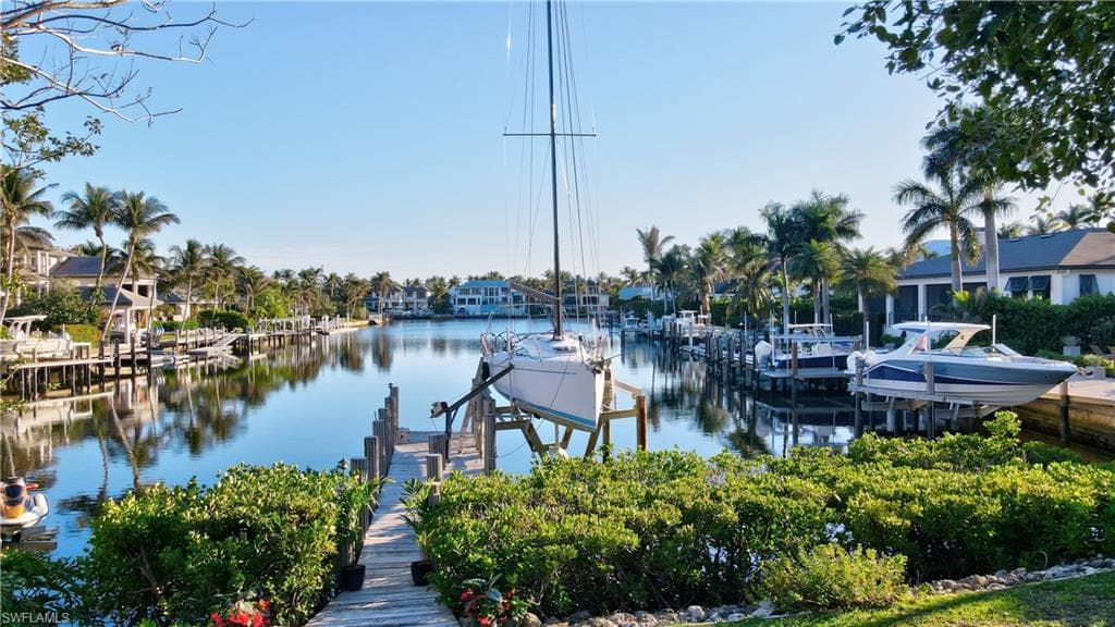 442 18th Ave S, Naples, FL 34102-6