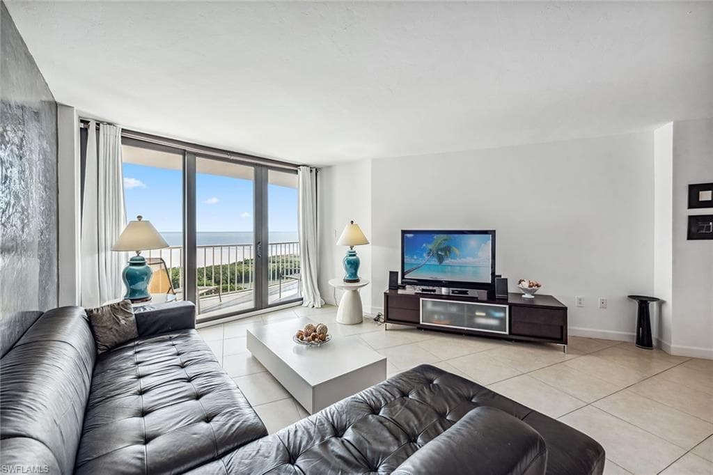 440 Seaview Ct 1607, Marco Island, FL 34145-5