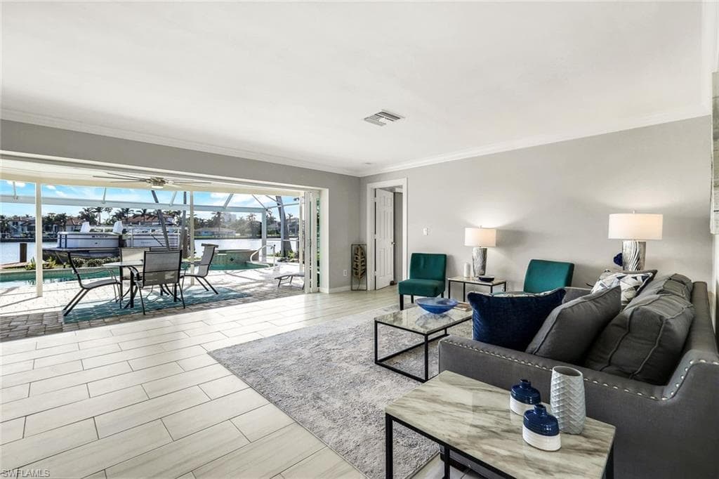 232 Conners Ave, Naples, FL 34108-12