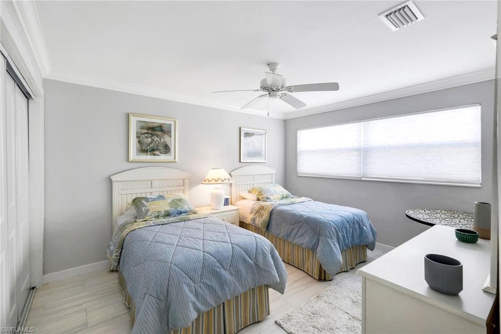 232 Conners Ave, Naples, FL 34108-27