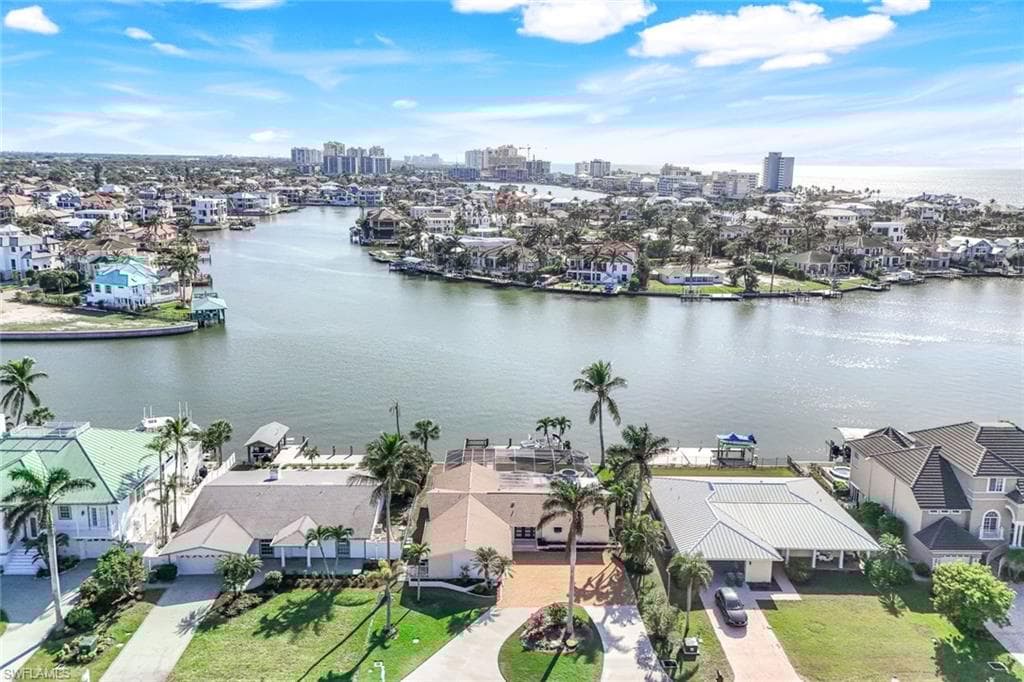 232 Conners Ave, Naples, FL 34108-2