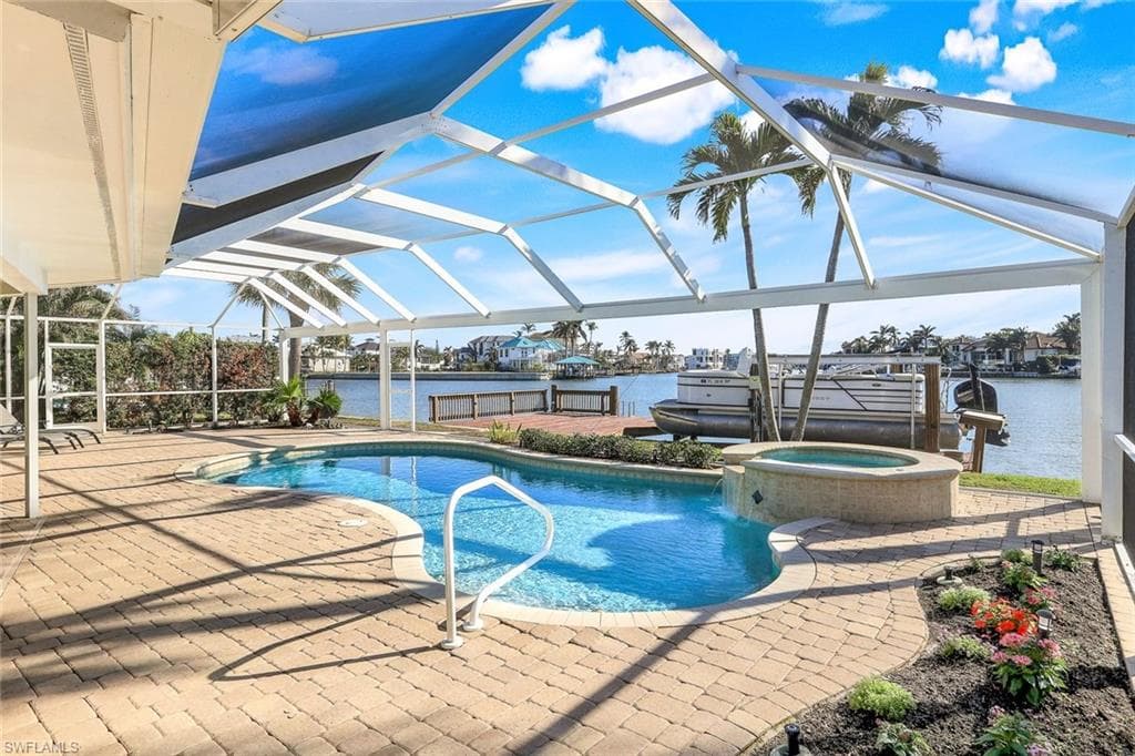 232 Conners Ave, Naples, FL 34108-33