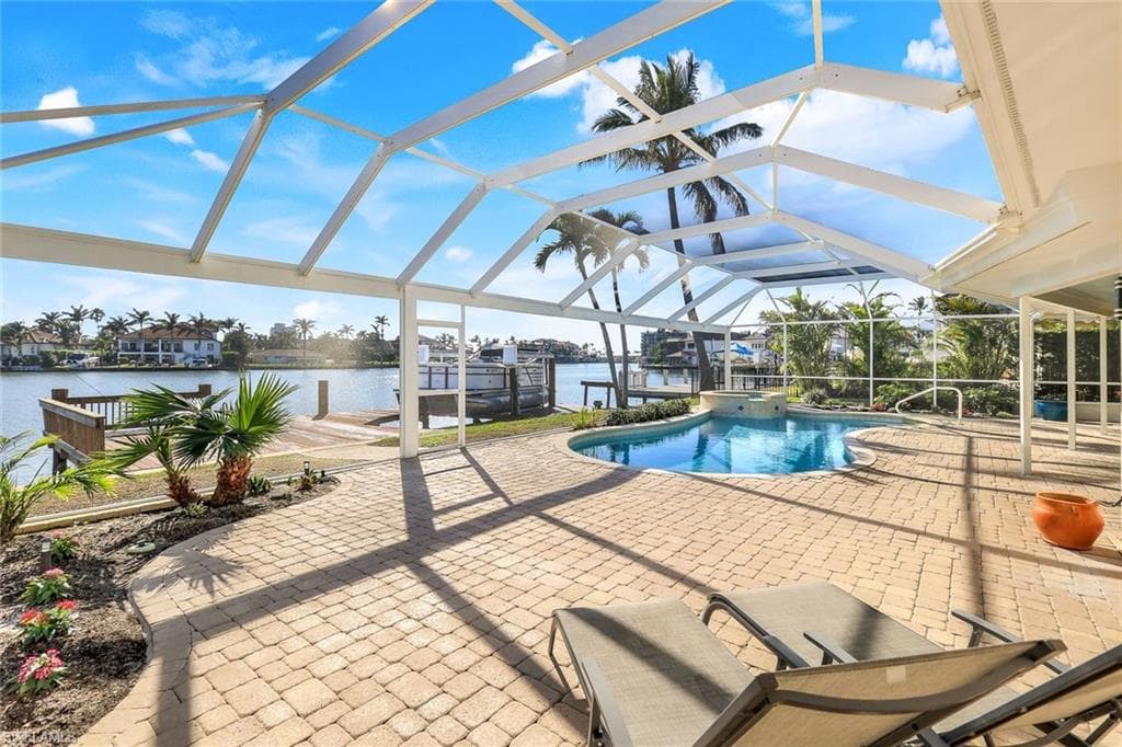 232 Conners Ave, Naples, FL 34108-3
