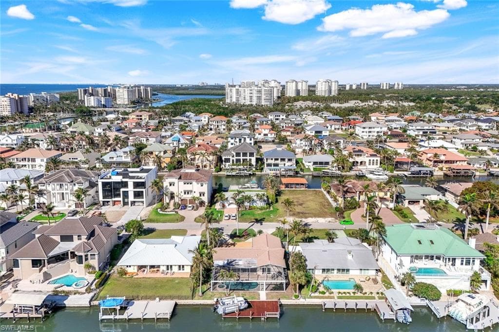 232 Conners Ave, Naples, FL 34108-40