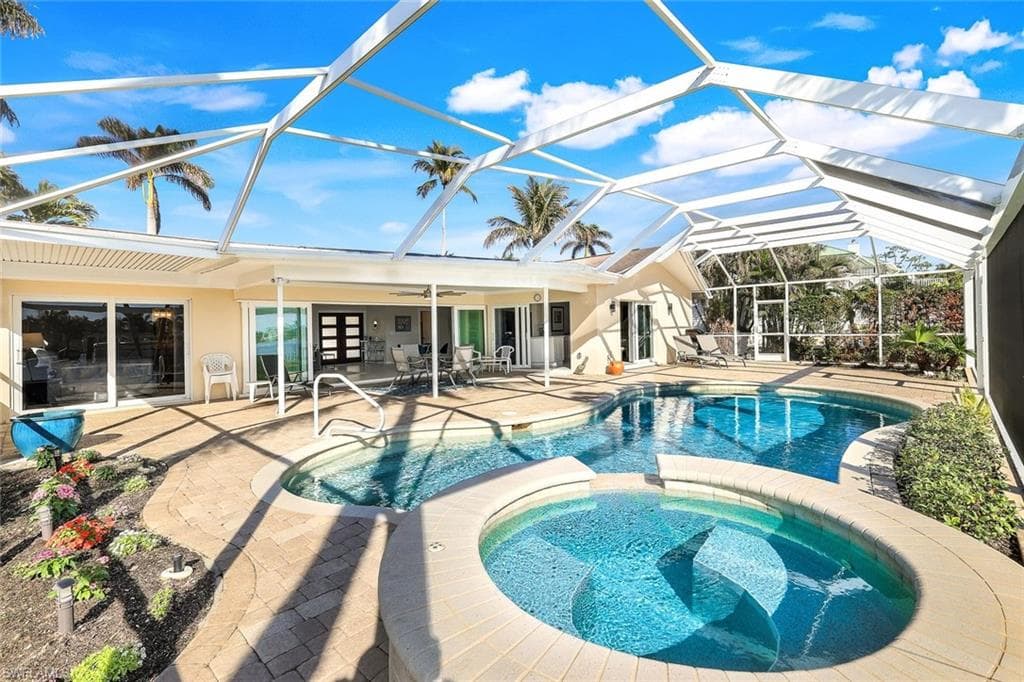 232 Conners Ave, Naples, FL 34108-4