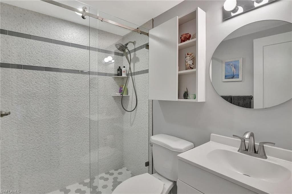 330 Kon Tiki Dr E7, Naples, FL 34113-21