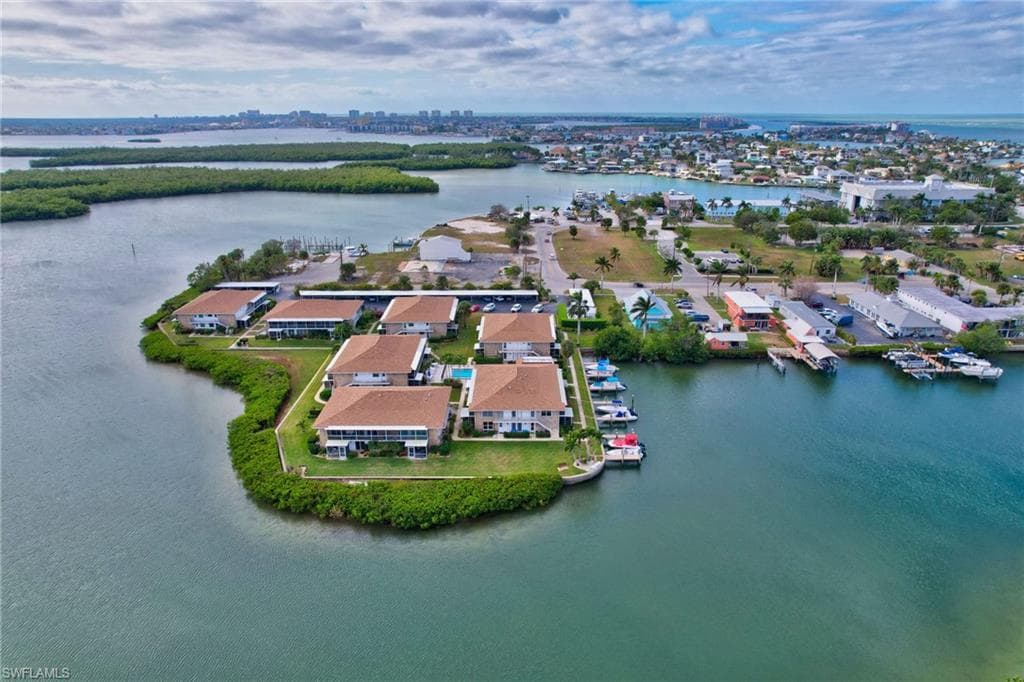 330 Kon Tiki Dr E7, Naples, FL 34113-24