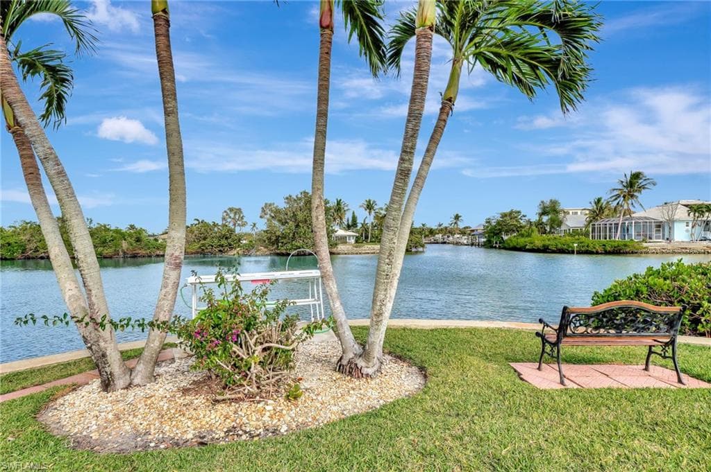 330 Kon Tiki Dr E7, Naples, FL 34113-30