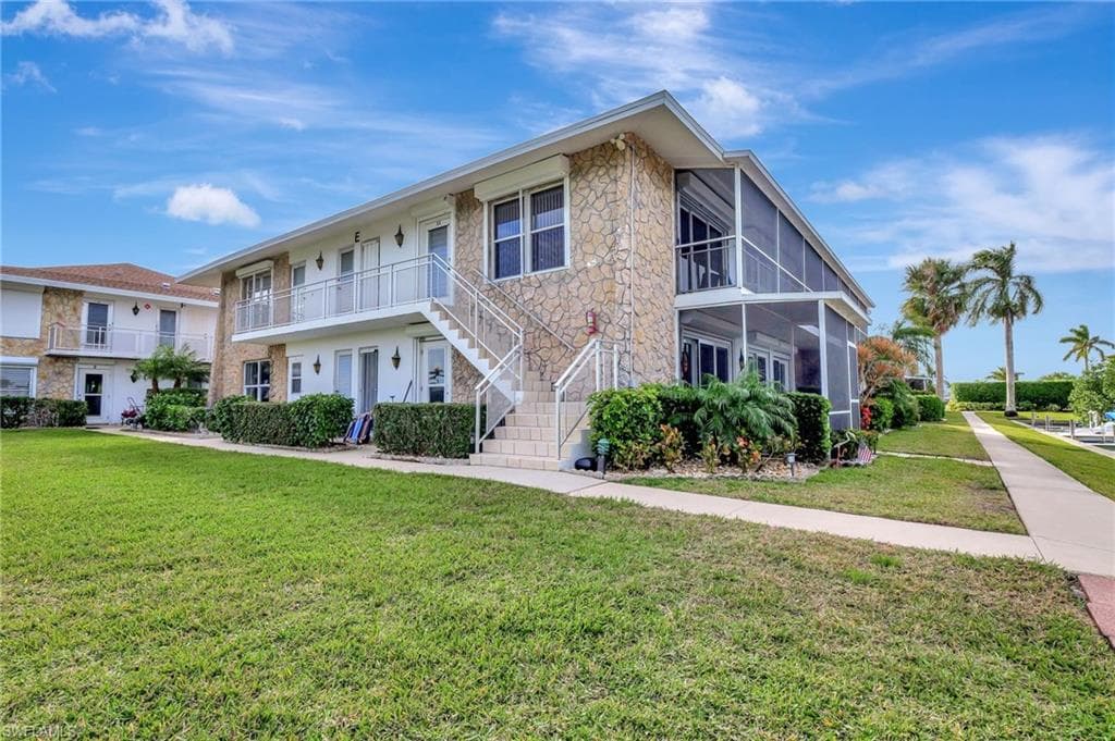 330 Kon Tiki Dr E7, Naples, FL 34113-31
