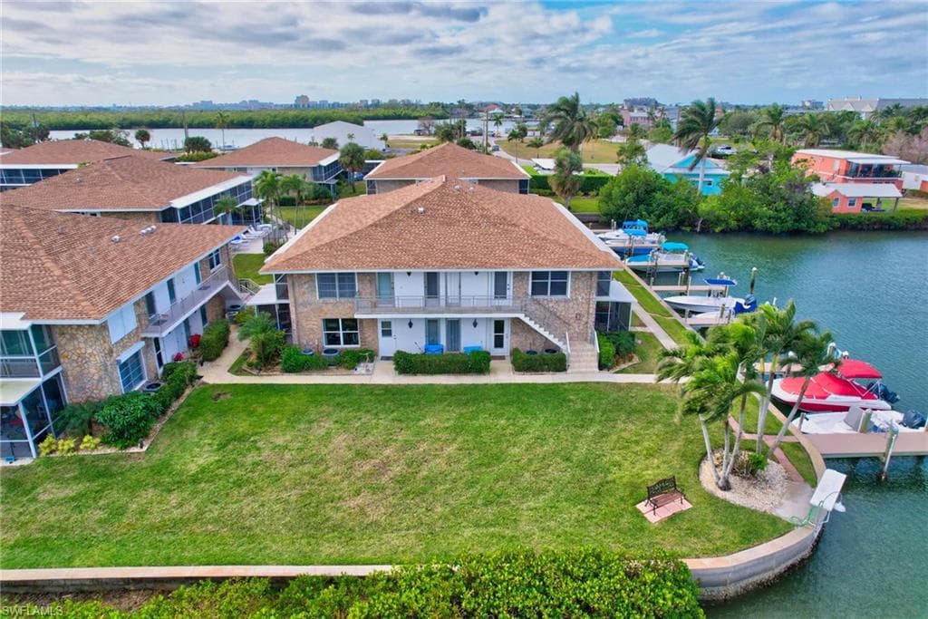 330 Kon Tiki Dr E7, Naples, FL 34113-32