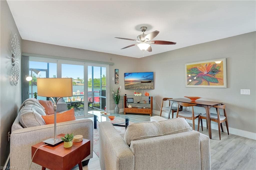 330 Kon Tiki Dr E7, Naples, FL 34113-4