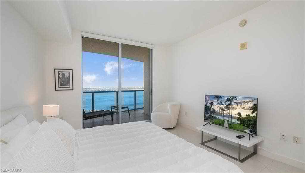 3000 Oasis Grand Blvd 1204, Fort Myers, FL 33916-11