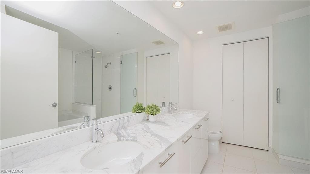 3000 Oasis Grand Blvd 1204, Fort Myers, FL 33916-15
