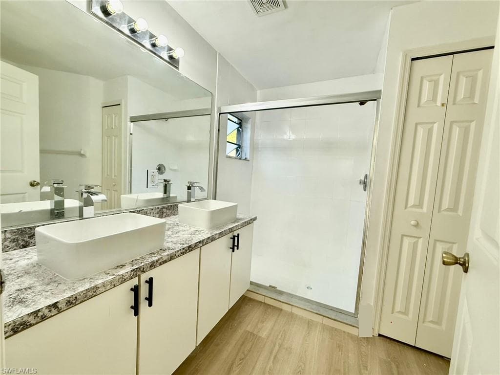 4575 16th St NE, Naples, FL 34120-5