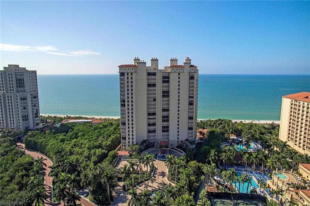 8665 Bay Colony Dr Ph2004, Naples, FL 34108-26