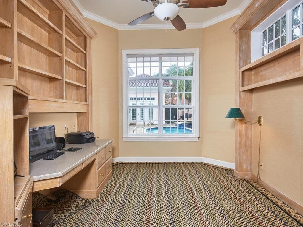 7091 Verde Way, Naples, FL 34108-8